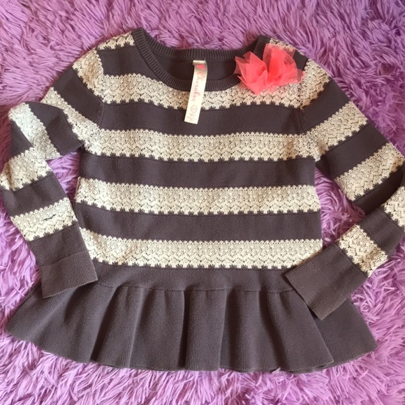 Bundle of Cherokee 5T pretty sweaters - Picture 7 of 9